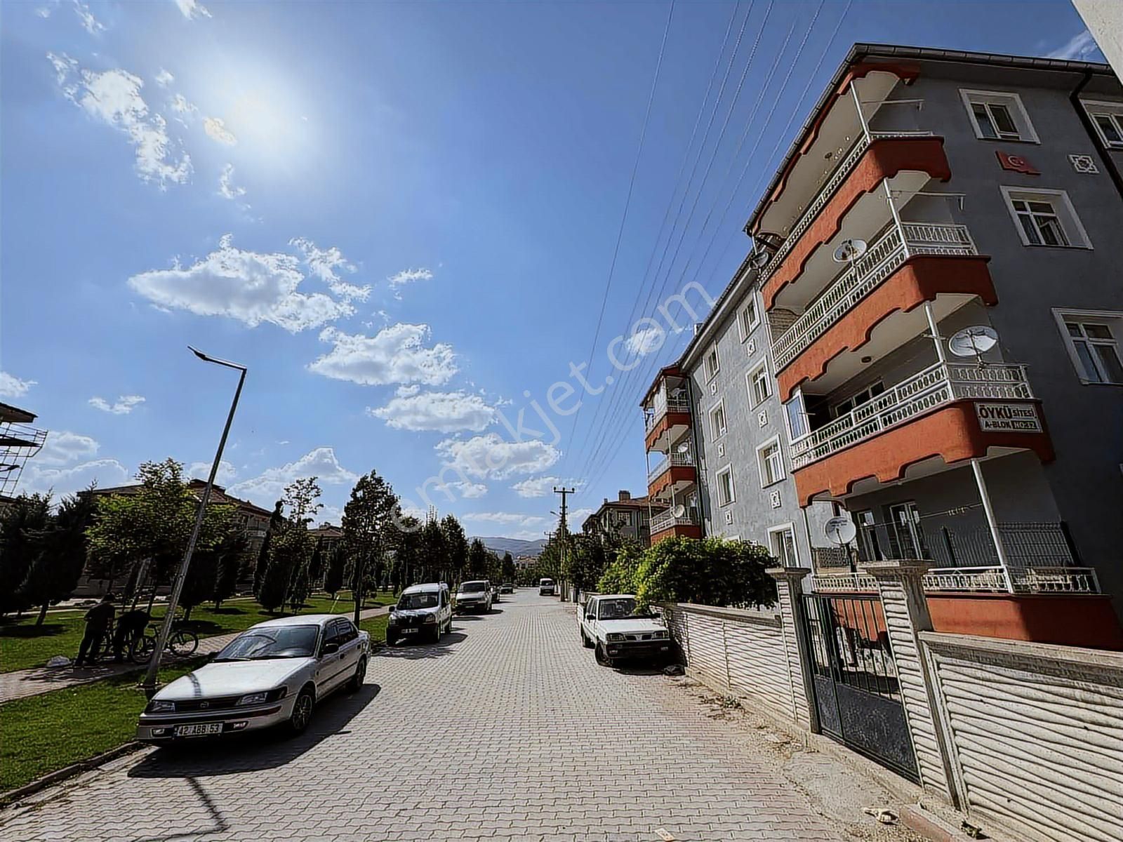 Parsanada Kaçmaz Fırsat! Stadyuma Yürüme Mesafesinde 2+1 Daire" - Görsel 3