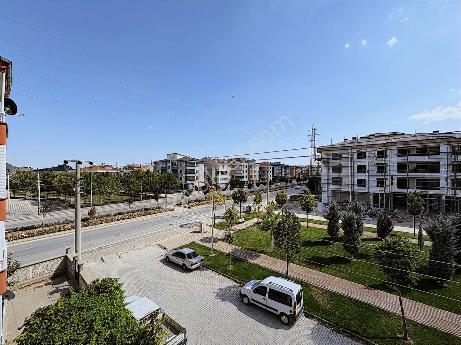 Parsanada Kaçmaz Fırsat! Stadyuma Yürüme Mesafesinde 2+1 Daire" - Görsel 17