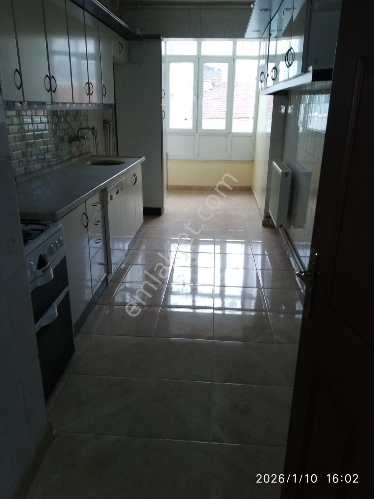 Demetevler Metrosuna Yakın 408.cad. 3+1 Asansörlü Kombili Yapılı Kiralık Daire - Görsel 8
