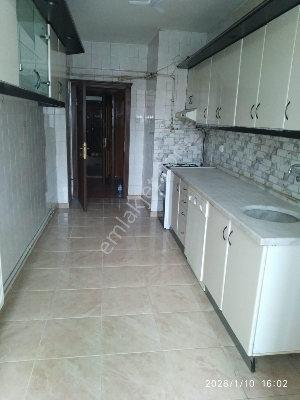 Demetevler Metrosuna Yakın 408.cad. 3+1 Asansörlü Kombili Yapılı Kiralık Daire - Görsel 9