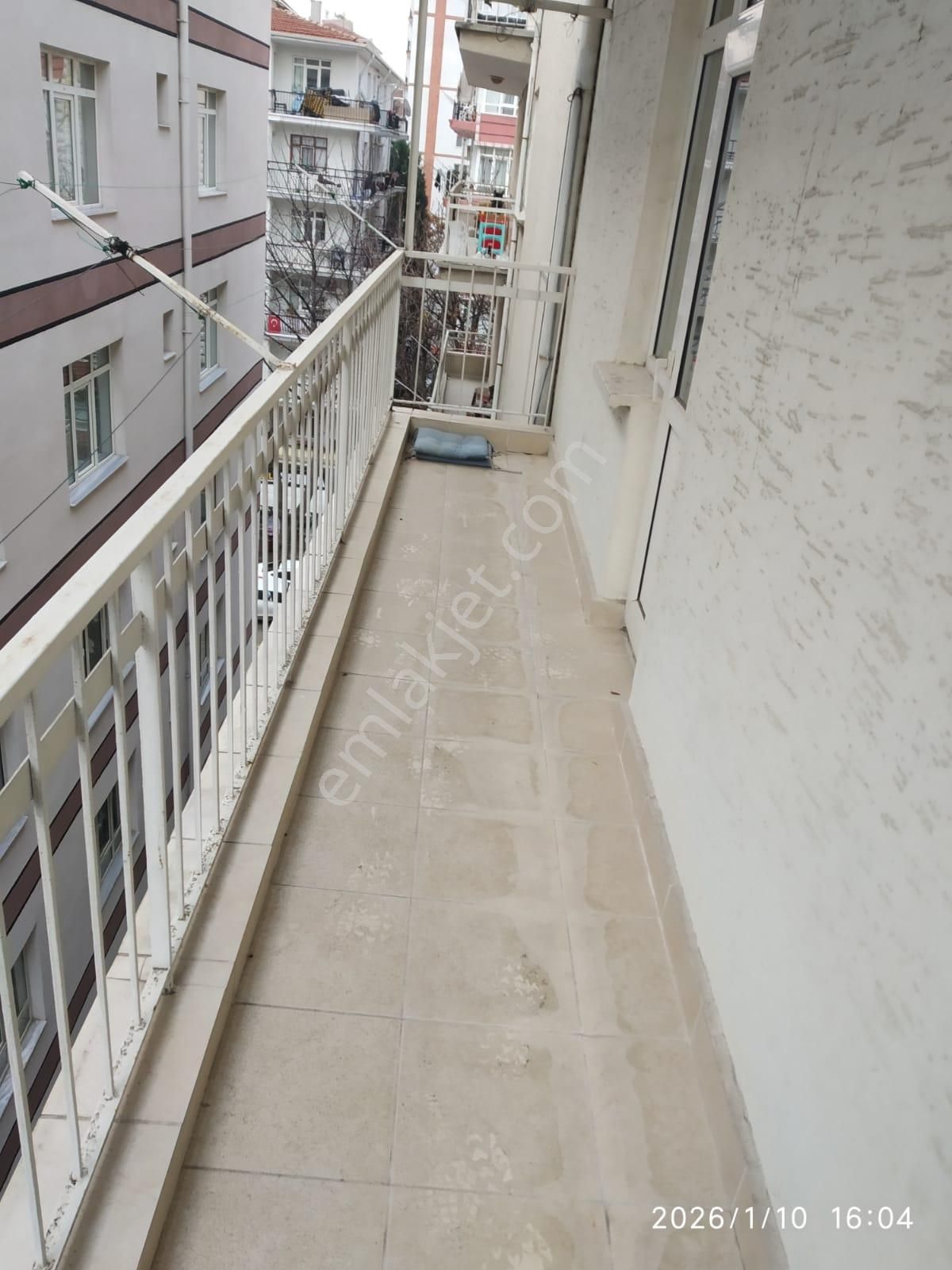 Demetevler Metrosuna Yakın 408.cad. 3+1 Asansörlü Kombili Yapılı Kiralık Daire - Görsel 17