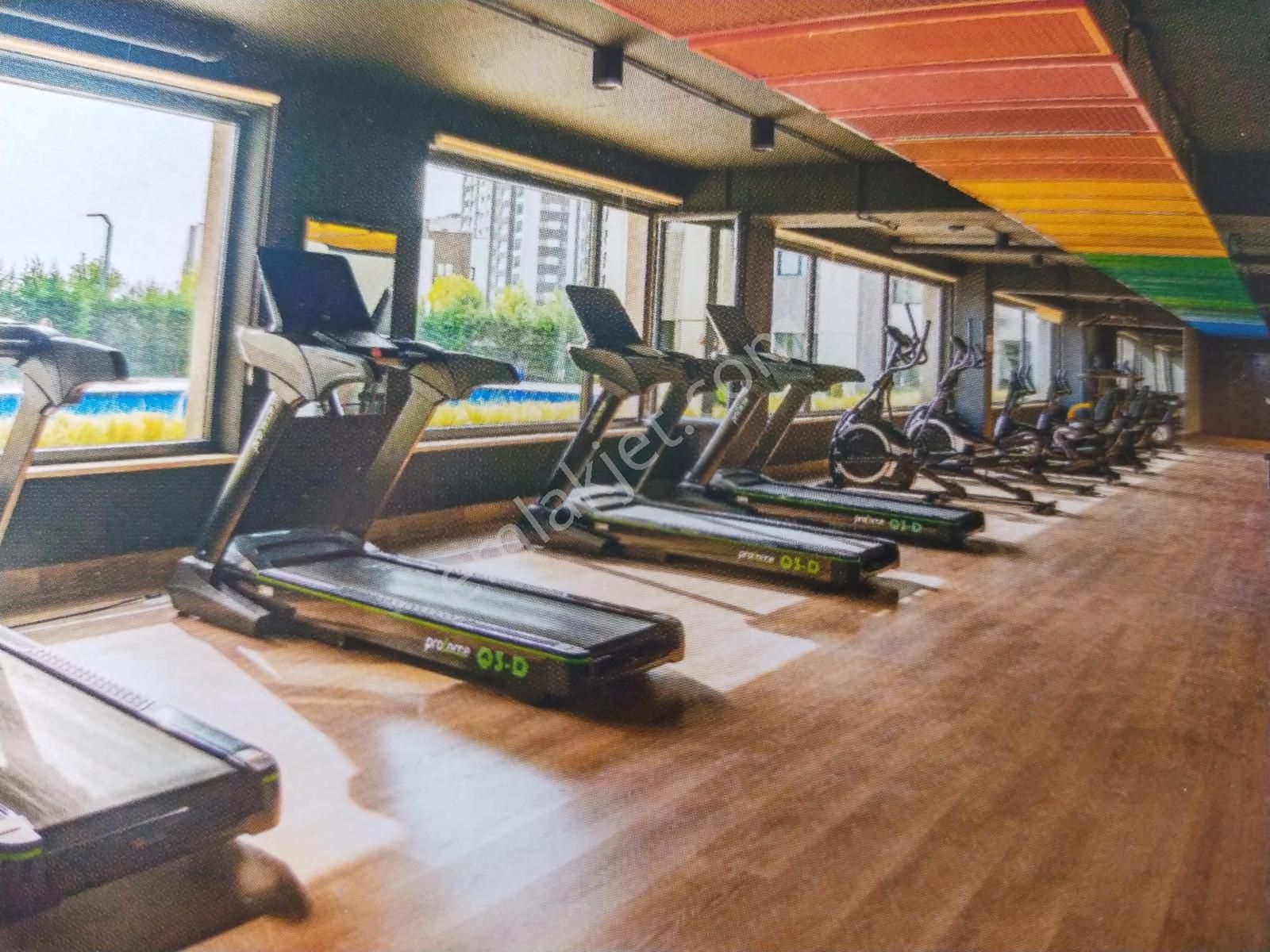 Beylikdüzü Vira İstanbul Sitesi 3+1 Geniş Sıfır Kiralık Daire - Görsel 31