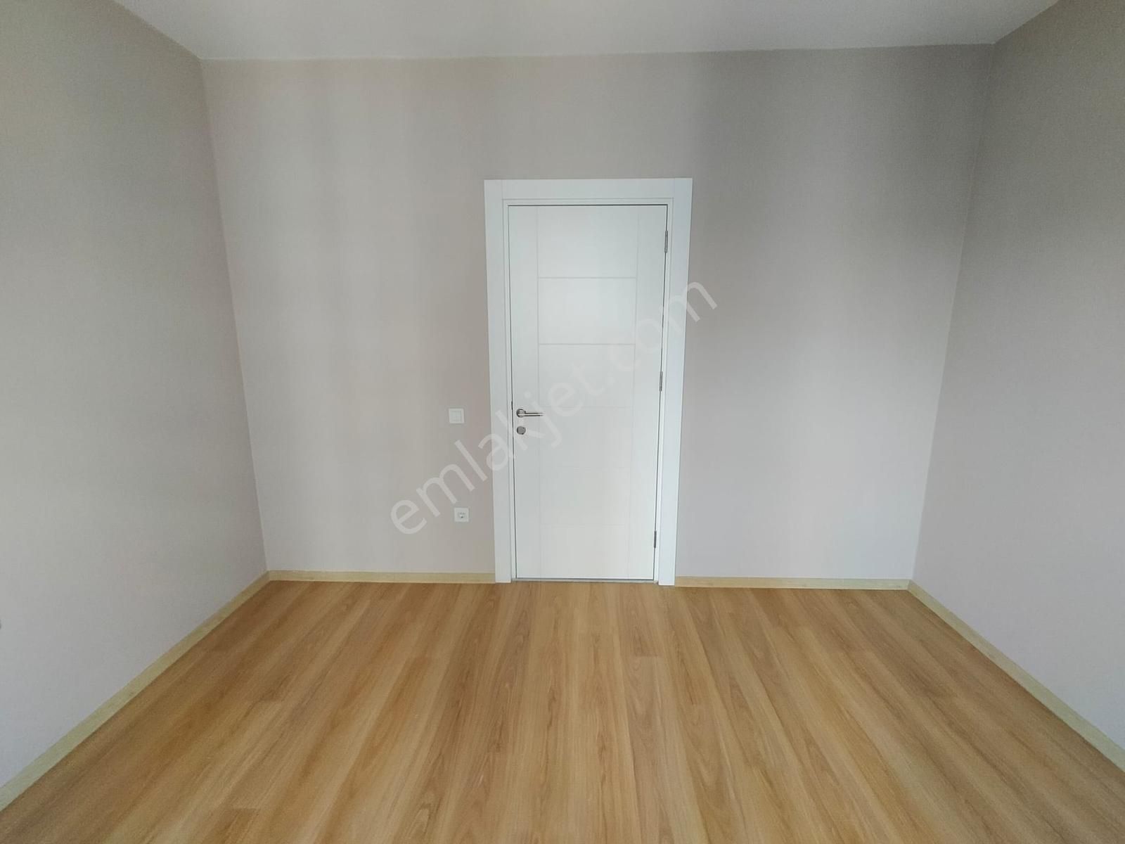 Beylikdüzü Vira İstanbul Sitesi 3+1 Geniş Sıfır Kiralık Daire - Görsel 15