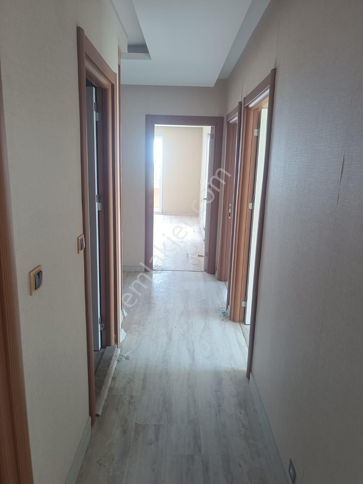 Adana Sarıçamda Bilim Teknoloji Yakınında Bulvara Yakın 3+1 Kapalı Mutfak Fırsat Kiralık Daire - Görsel 18