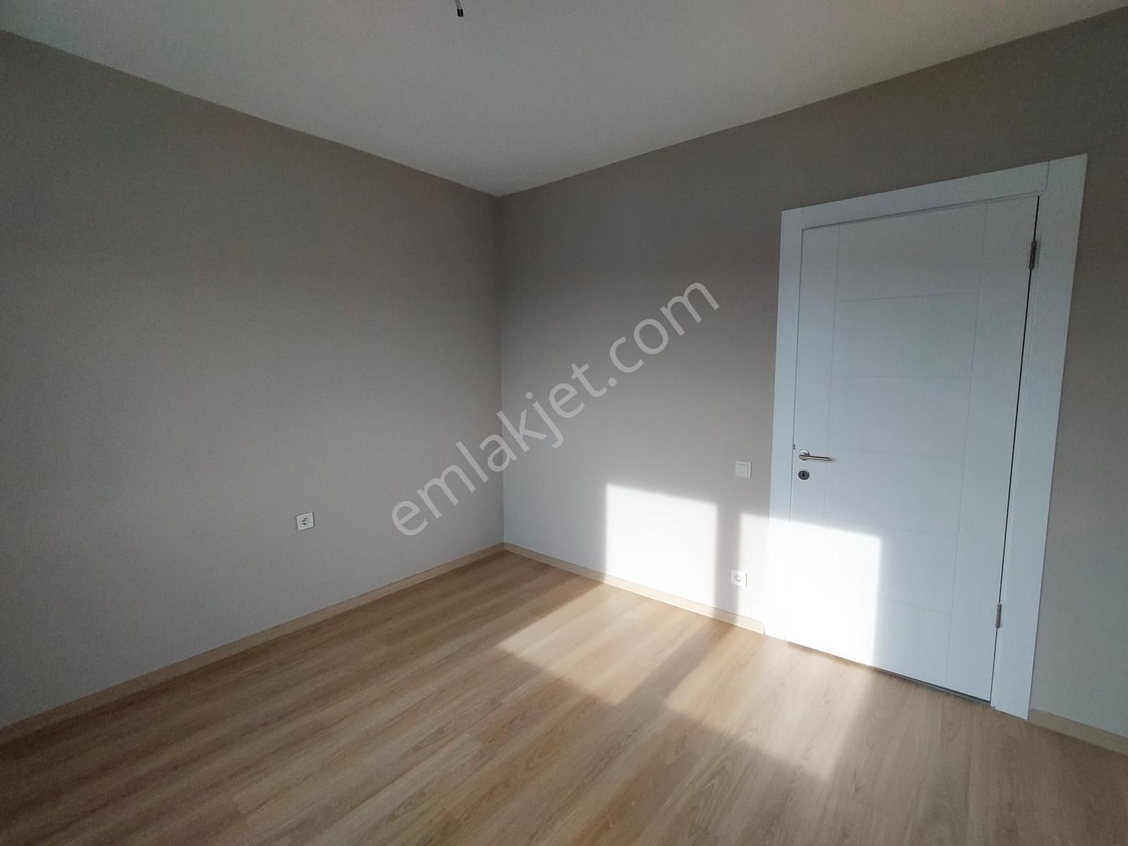 Beylikdüzü Vira İstanbul Sitesi 4+1 Geniş Sıfır Kiralık Daire - Görsel 16