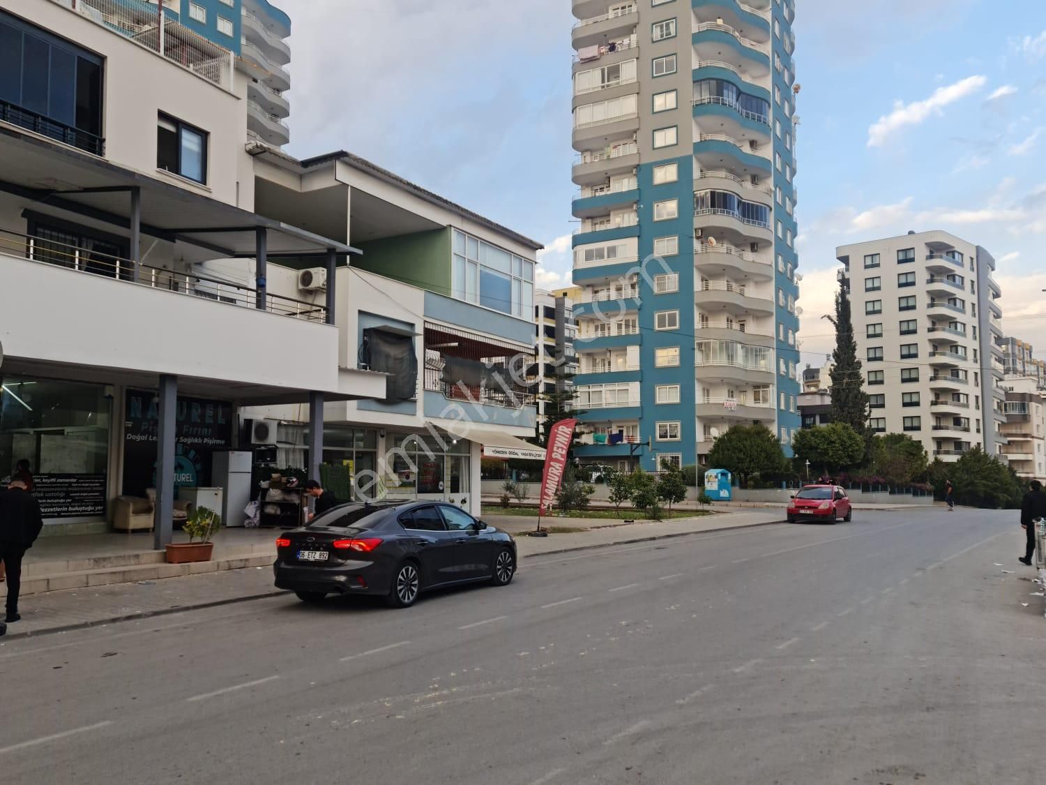 Yenişehir Batıkent Mahallesi'nde Güzel Lokasyonda Satılık Komple Bina - Görsel 3