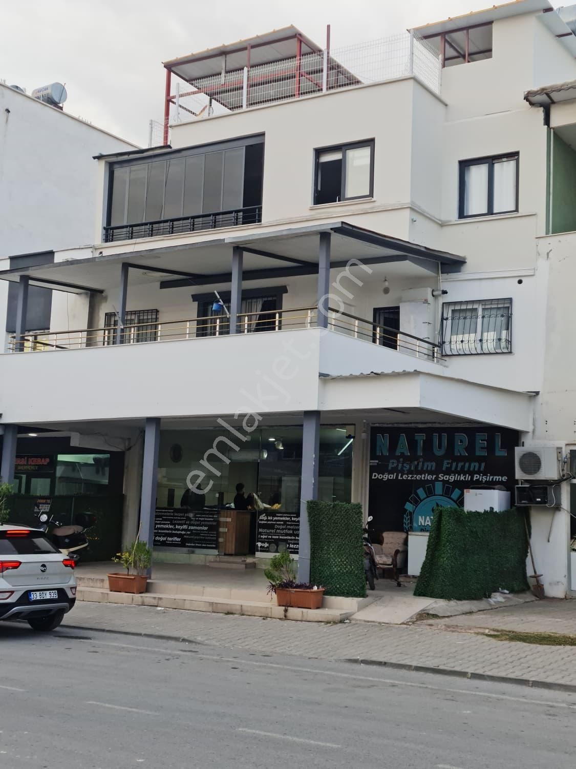 Yenişehir Batıkent Mahallesi'nde Güzel Lokasyonda Satılık Komple Bina - Görsel 2