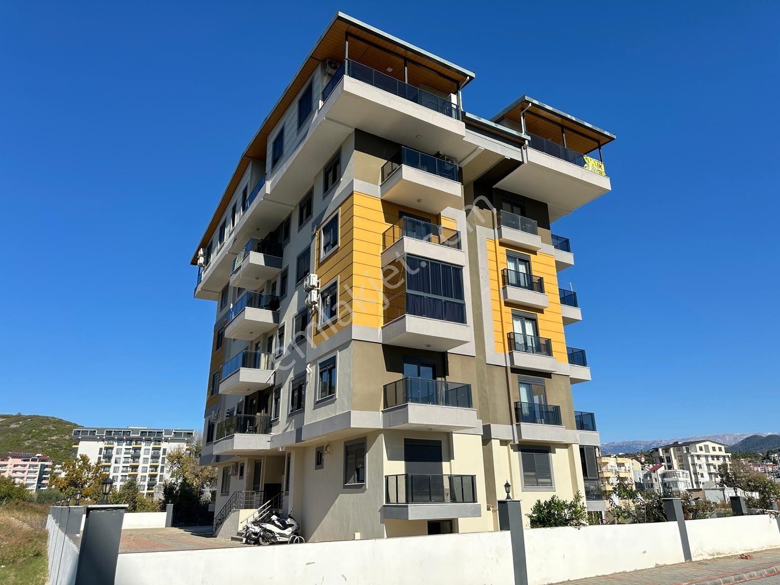 Denıze Yakın Havuz Manzaralı Köşe Daıre 1+1 - Görsel 11