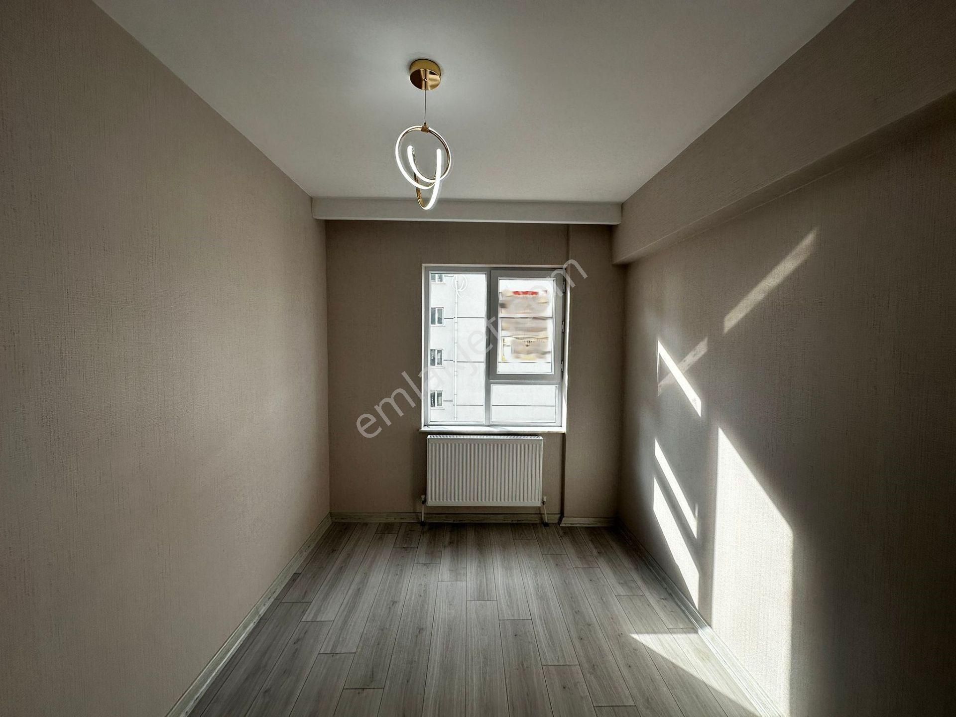 Kalecik Emlak'tan Lüx Yapılı 8.kat 4+1 G.odalı Şık Site Dairesi - Görsel 11