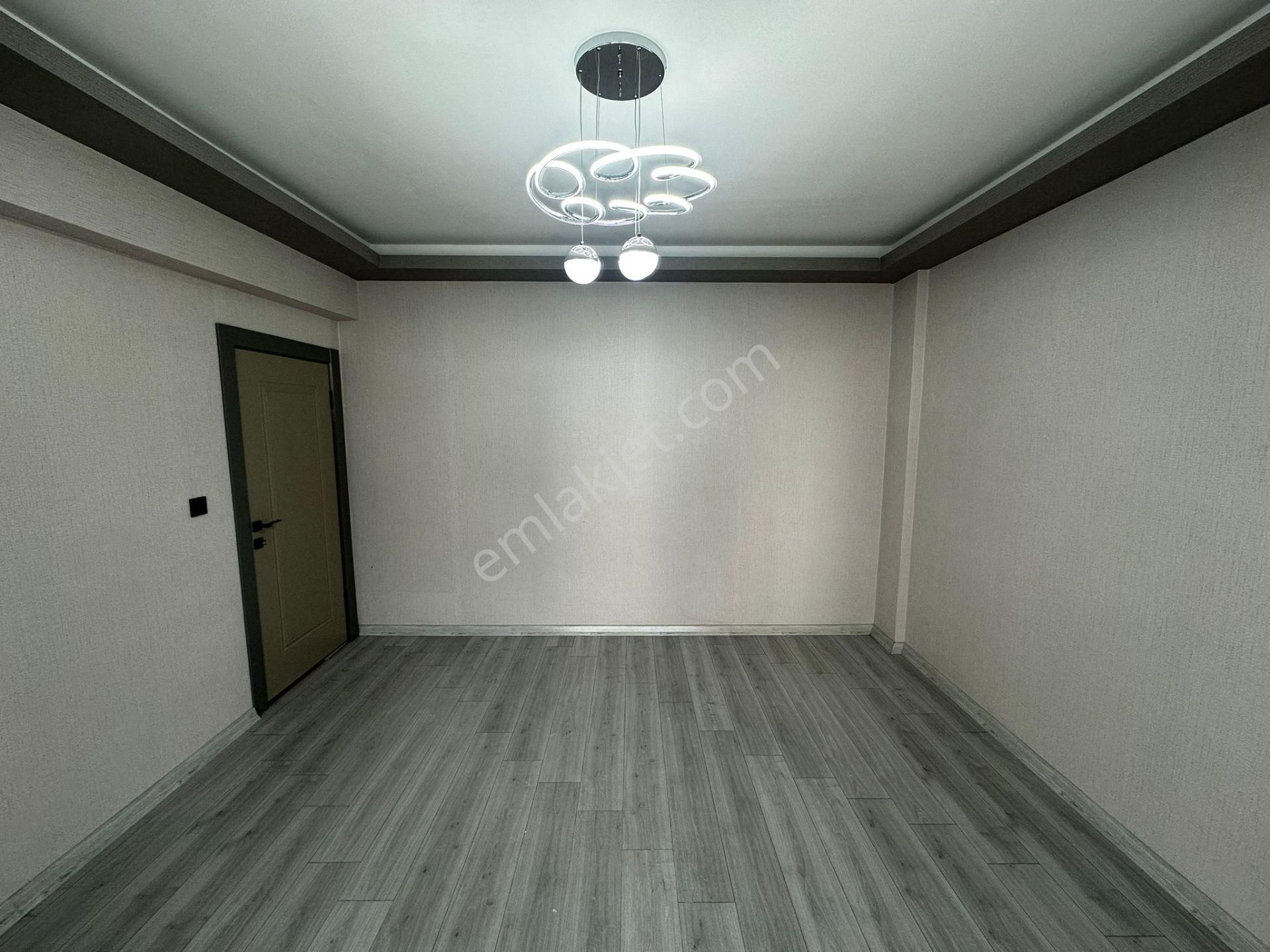 Kalecik Emlak'tan Lüx Yapılı 8.kat 4+1 G.odalı Şık Site Dairesi - Görsel 12