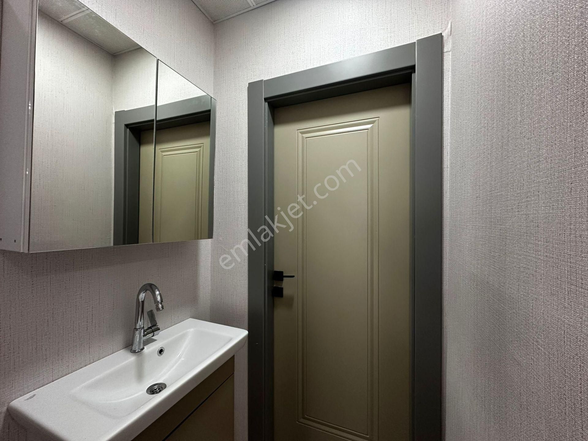 Kalecik Emlak'tan Lüx Yapılı 8.kat 4+1 G.odalı Şık Site Dairesi - Görsel 22