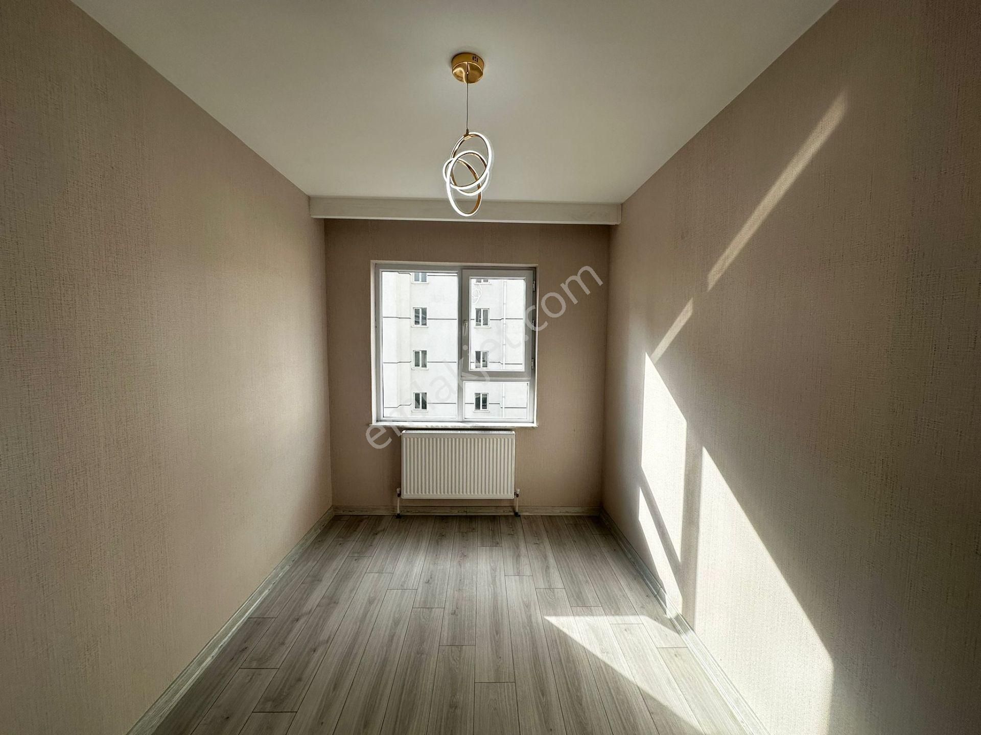 Kalecik Emlak'tan Lüx Yapılı 8.kat 4+1 G.odalı Şık Site Dairesi - Görsel 10