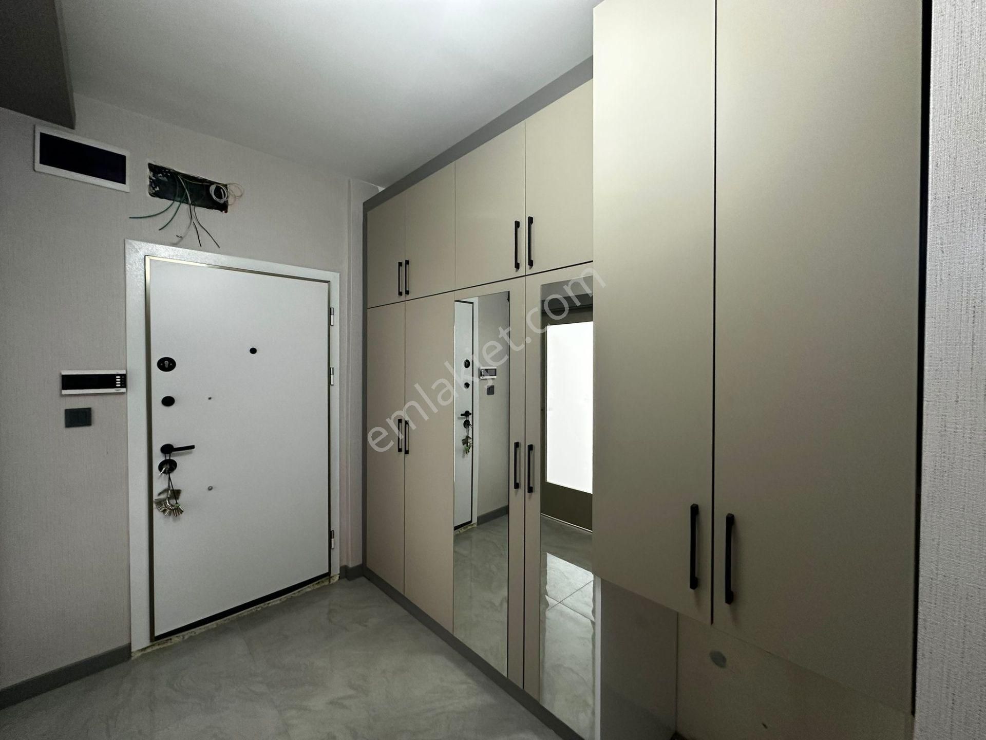 Kalecik Emlak'tan Lüx Yapılı 8.kat 4+1 G.odalı Şık Site Dairesi - Görsel 18