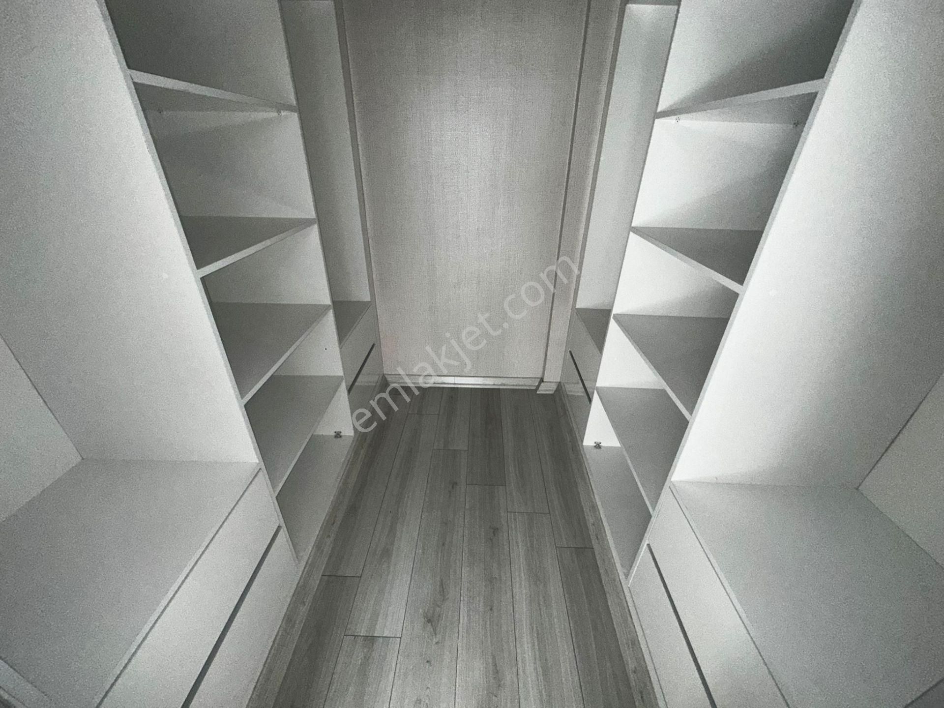 Kalecik Emlak'tan Lüx Yapılı 8.kat 4+1 G.odalı Şık Site Dairesi - Görsel 15