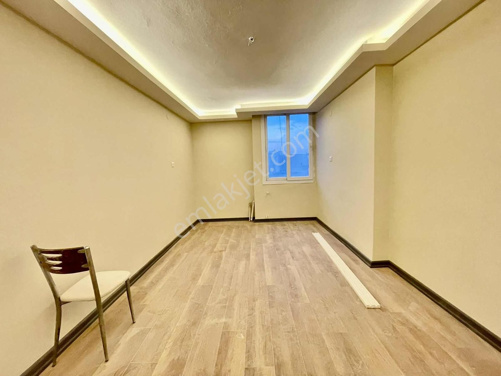 Baraj Yolu Hastaneler Kavşağında Satlık Lüx Daire - Görsel 3