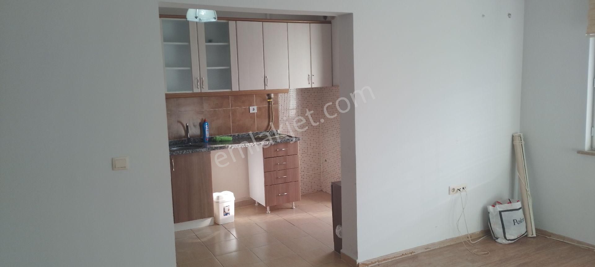 Trabzon Pelitlı Mahallesinde Kiralık 2+1 Toki Dairesi - Görsel 7