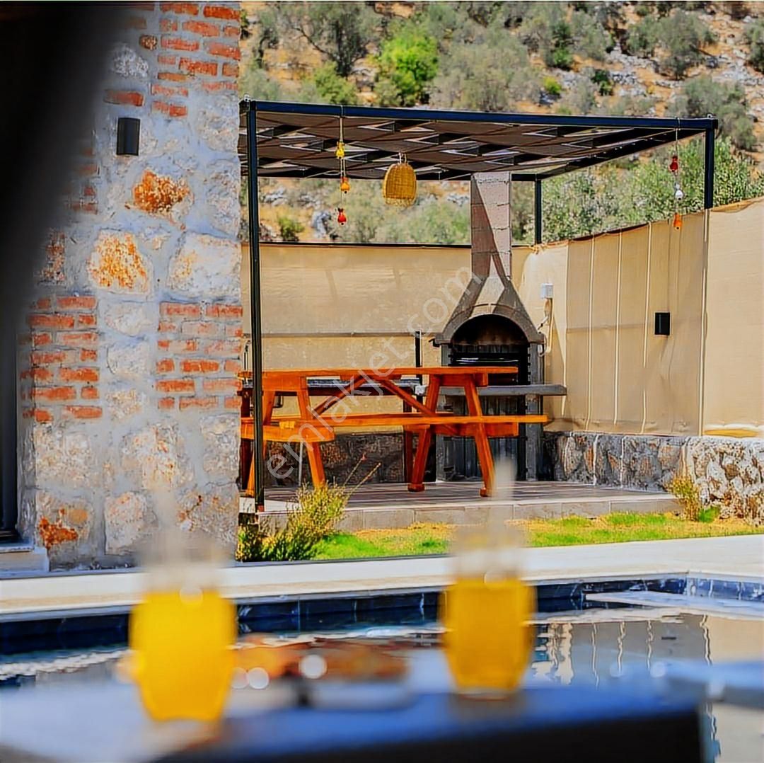 Muğla Fethiye Bozyerde Eşyalı Kiralık Havuzlu Villa Uzun Dönem - Görsel 9