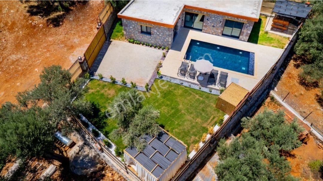 Muğla Fethiye Bozyerde Eşyalı Kiralık Havuzlu Villa Uzun Dönem