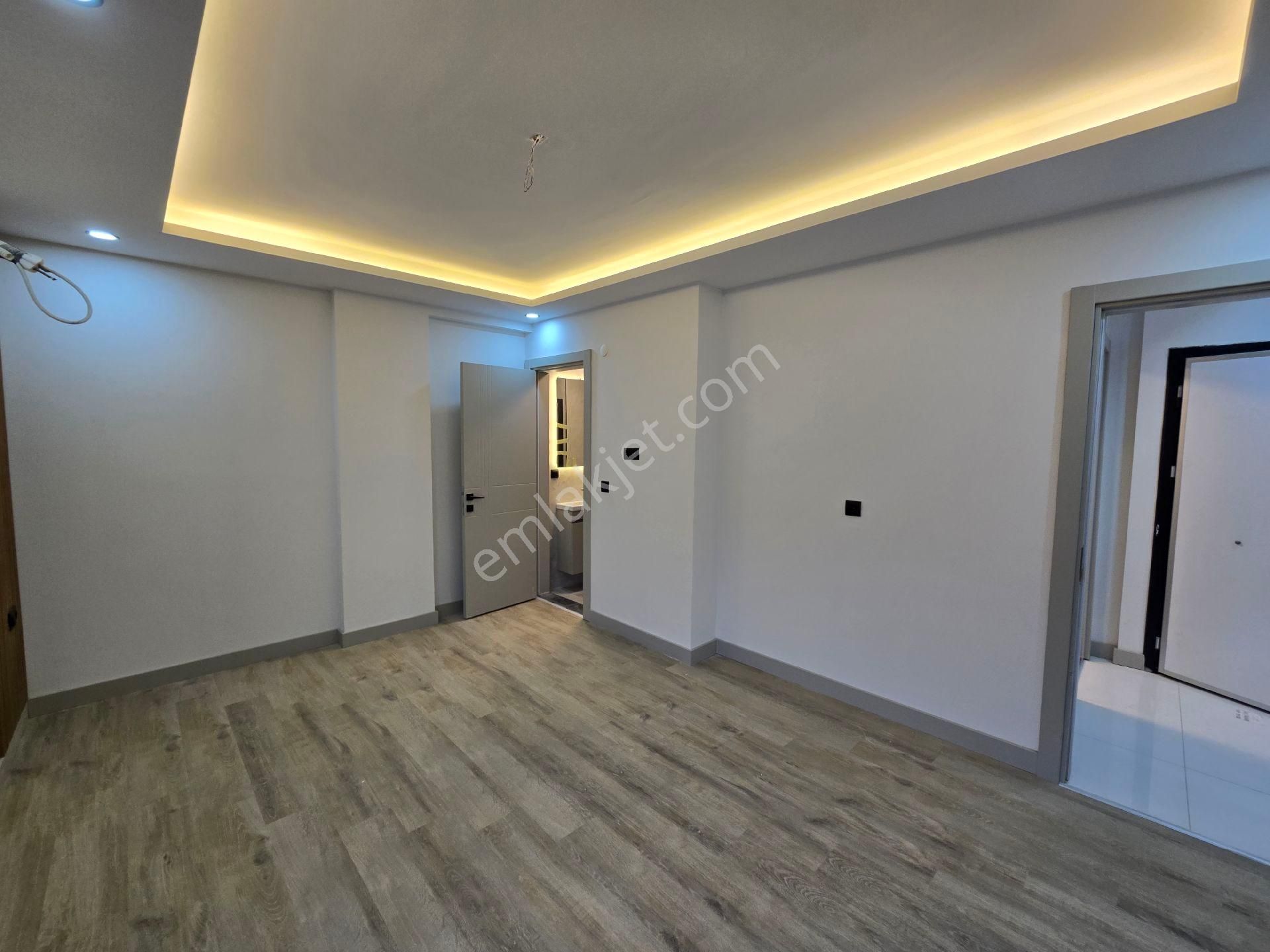 Değirmendere De Full Deniz Manzaralı Doğalgazlı Havuzlu Güvenlikli Elit Sitede 4+1 200dubleks Daire - Görsel 18