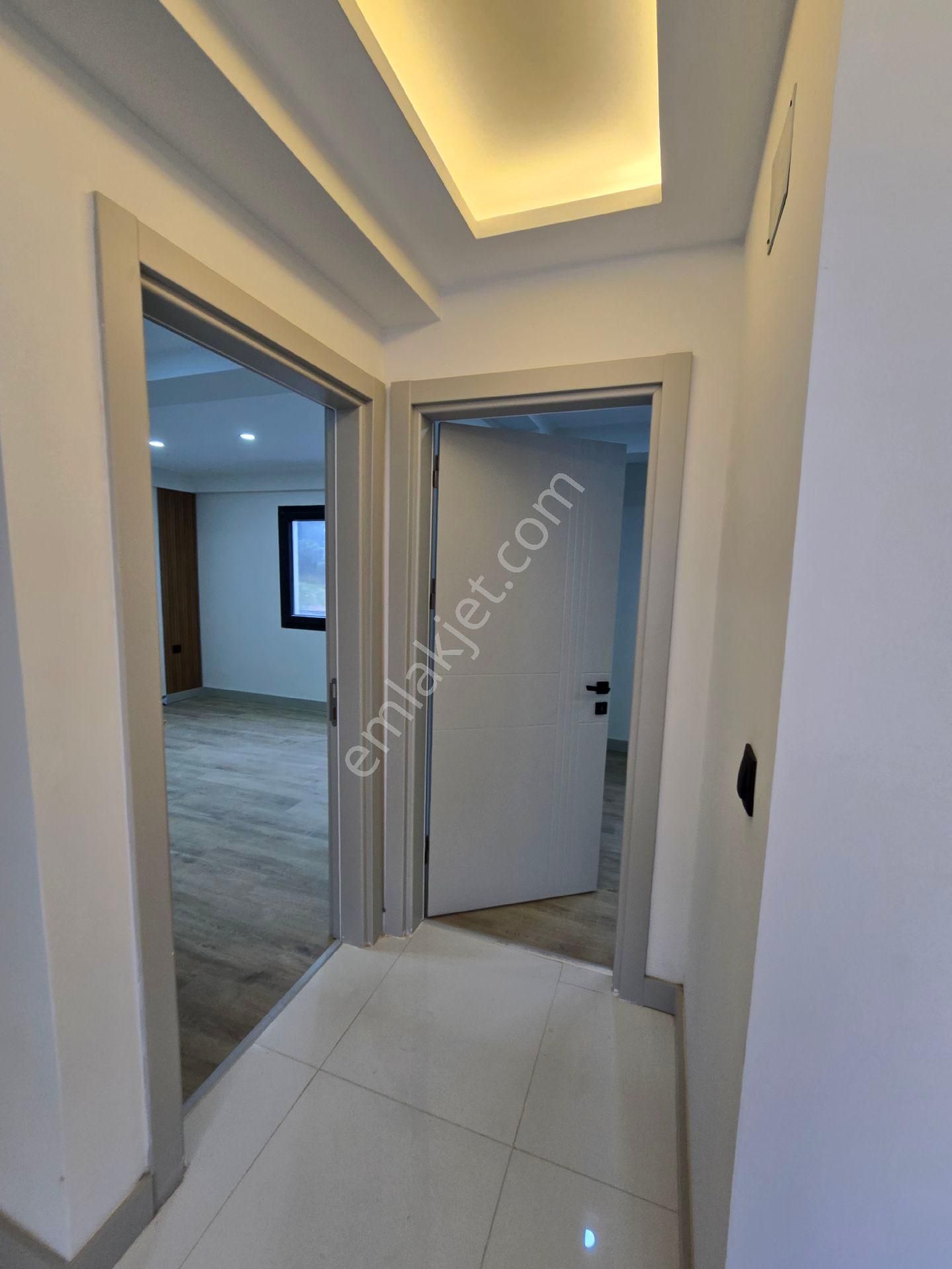 Değirmendere De Full Deniz Manzaralı Doğalgazlı Havuzlu Güvenlikli Elit Sitede 4+1 200dubleks Daire - Görsel 27