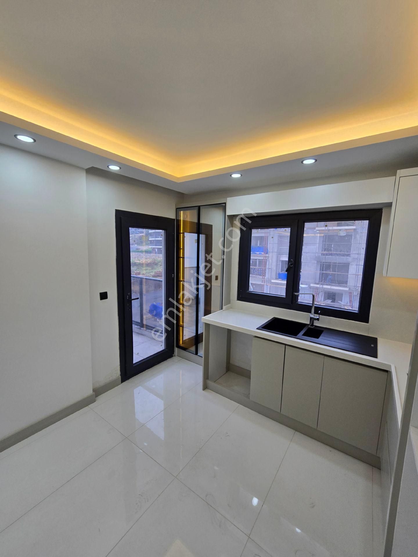 Değirmendere De Full Deniz Manzaralı Doğalgazlı Havuzlu Güvenlikli Elit Sitede 4+1 200dubleks Daire - Görsel 3