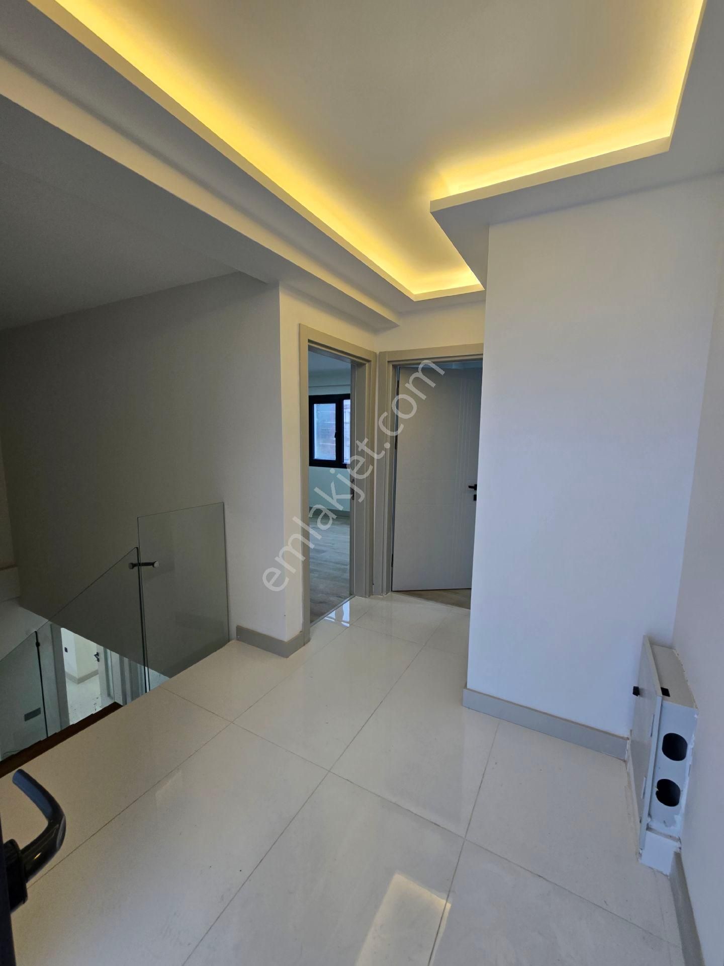 Değirmendere De Full Deniz Manzaralı Doğalgazlı Havuzlu Güvenlikli Elit Sitede 4+1 200dubleks Daire - Görsel 33