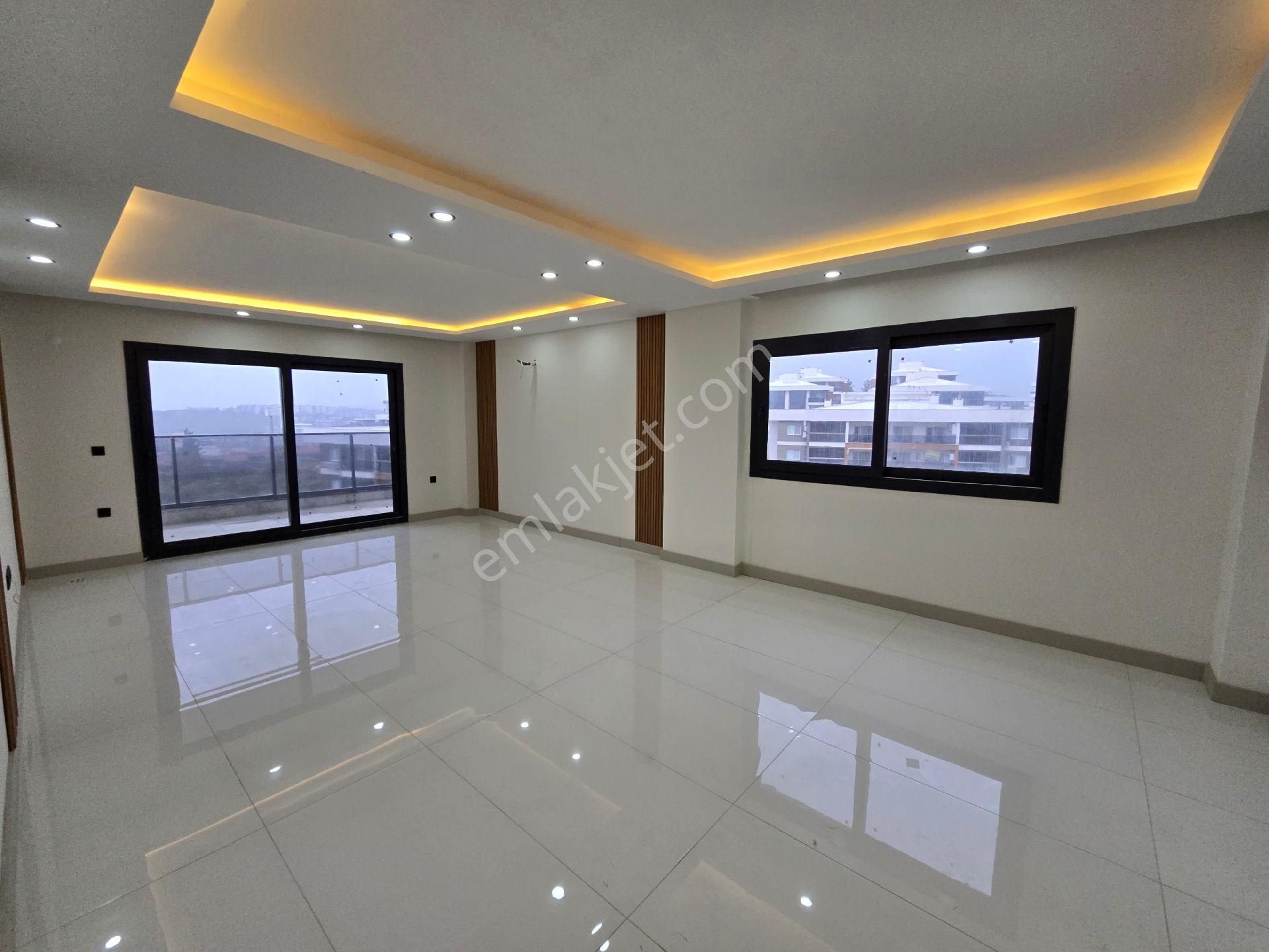 Değirmendere De Full Deniz Manzaralı Doğalgazlı Havuzlu Güvenlikli Elit Sitede 4+1 200dubleks Daire - Görsel 16