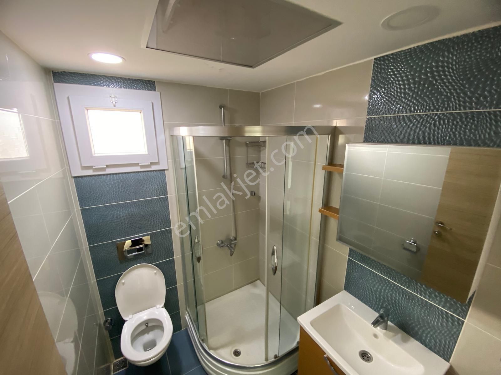 Seferihisar'ın Gözbebeği Camikebir Mah.'de Kopuz İnş. Süper Lux Kiralık Müthiş Lokasyon 3+1 Daire - Görsel 11