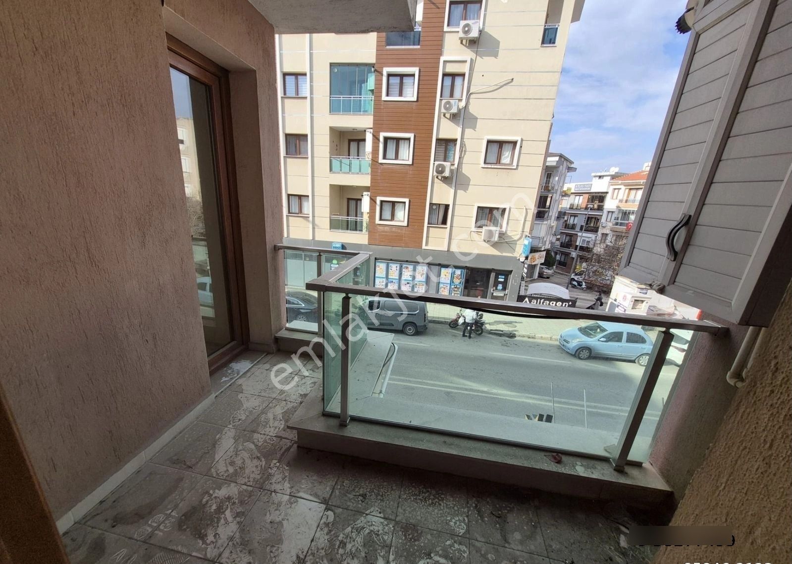 Buca Laleli Mahallesinde//caddeüzeri/izbana5dk/8yıllık/110m2/2+1,daire - Görsel 18