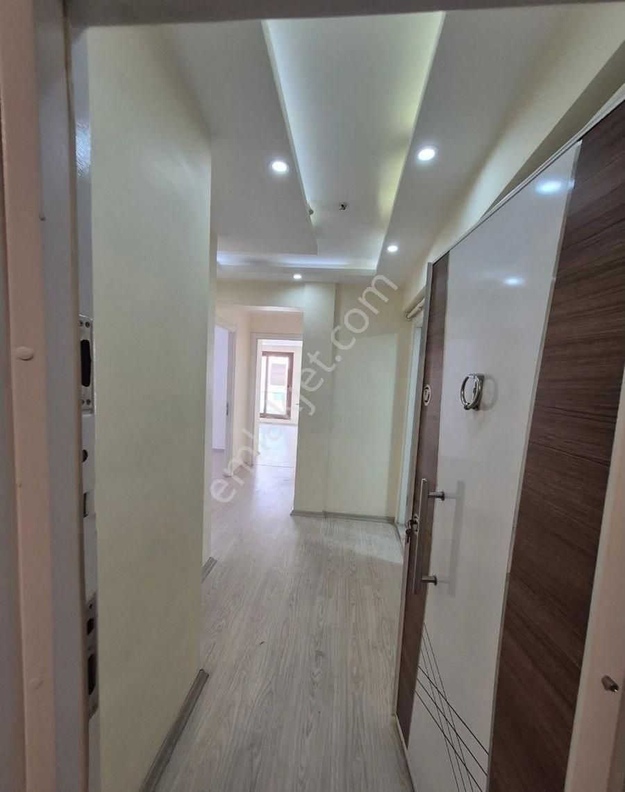 Buca Laleli Mahallesinde//caddeüzeri/izbana5dk/8yıllık/110m2/2+1,daire - Görsel 12