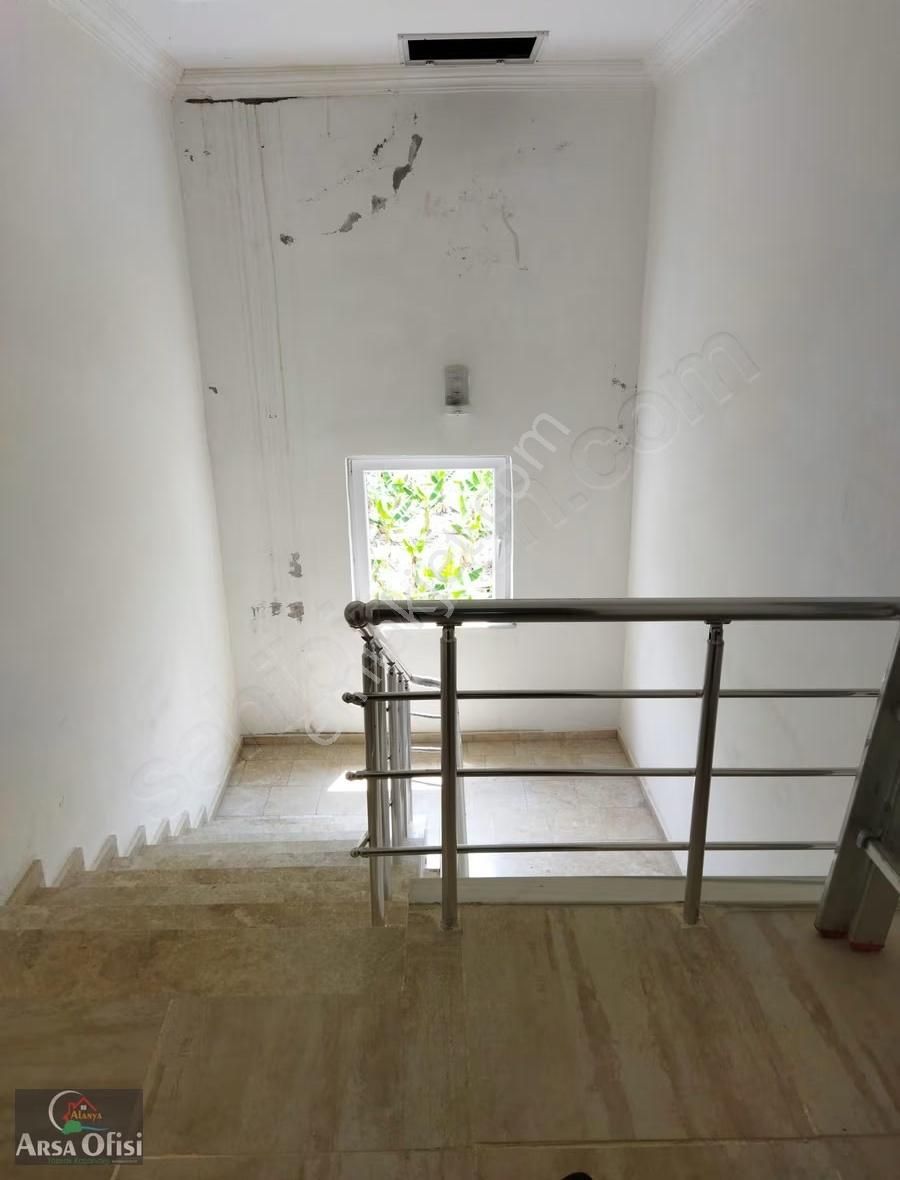 Alanya Mahmutlarda Satılık Deniz Manzaralı Müstakil Bahçeli Ev - Görsel 26