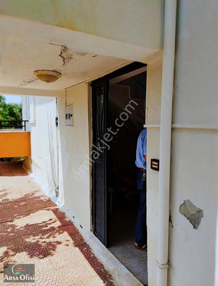 Alanya Mahmutlarda Satılık Deniz Manzaralı Müstakil Bahçeli Ev - Görsel 25