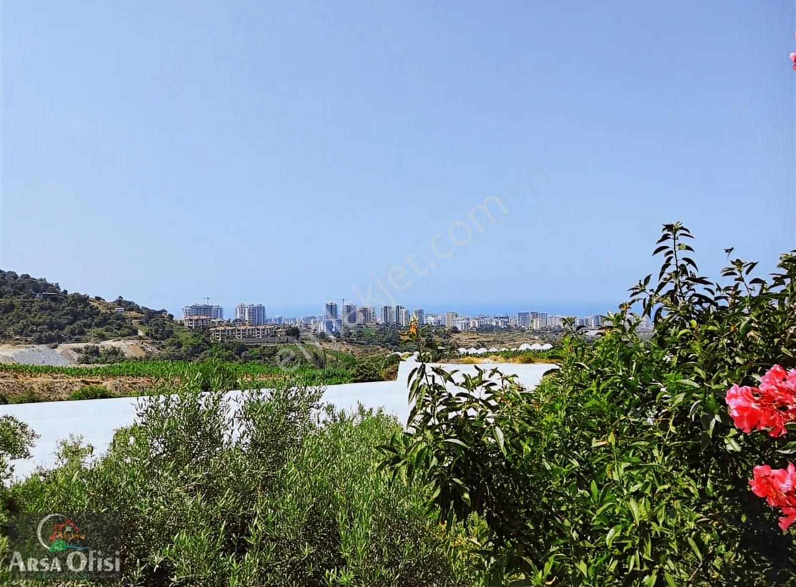 Alanya Mahmutlarda Satılık Deniz Manzaralı Müstakil Bahçeli Ev - Görsel 6