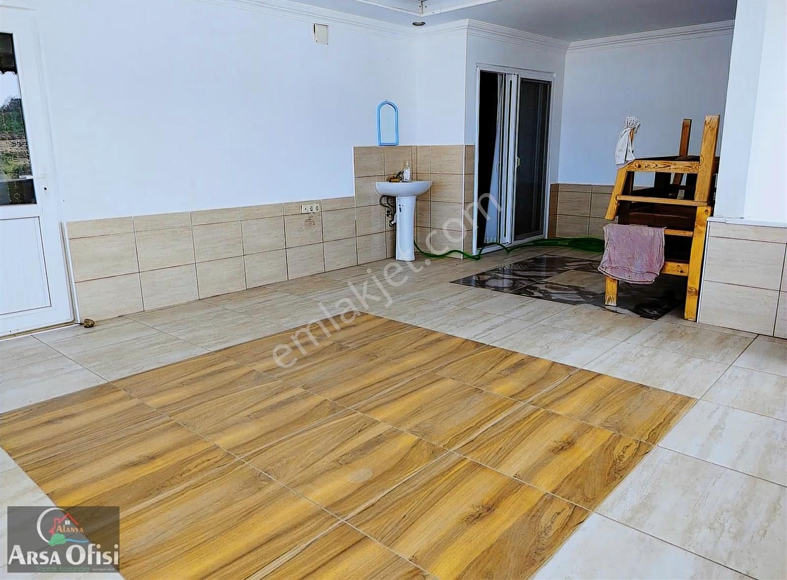 Alanya Mahmutlarda Satılık Deniz Manzaralı Müstakil Bahçeli Ev - Görsel 20