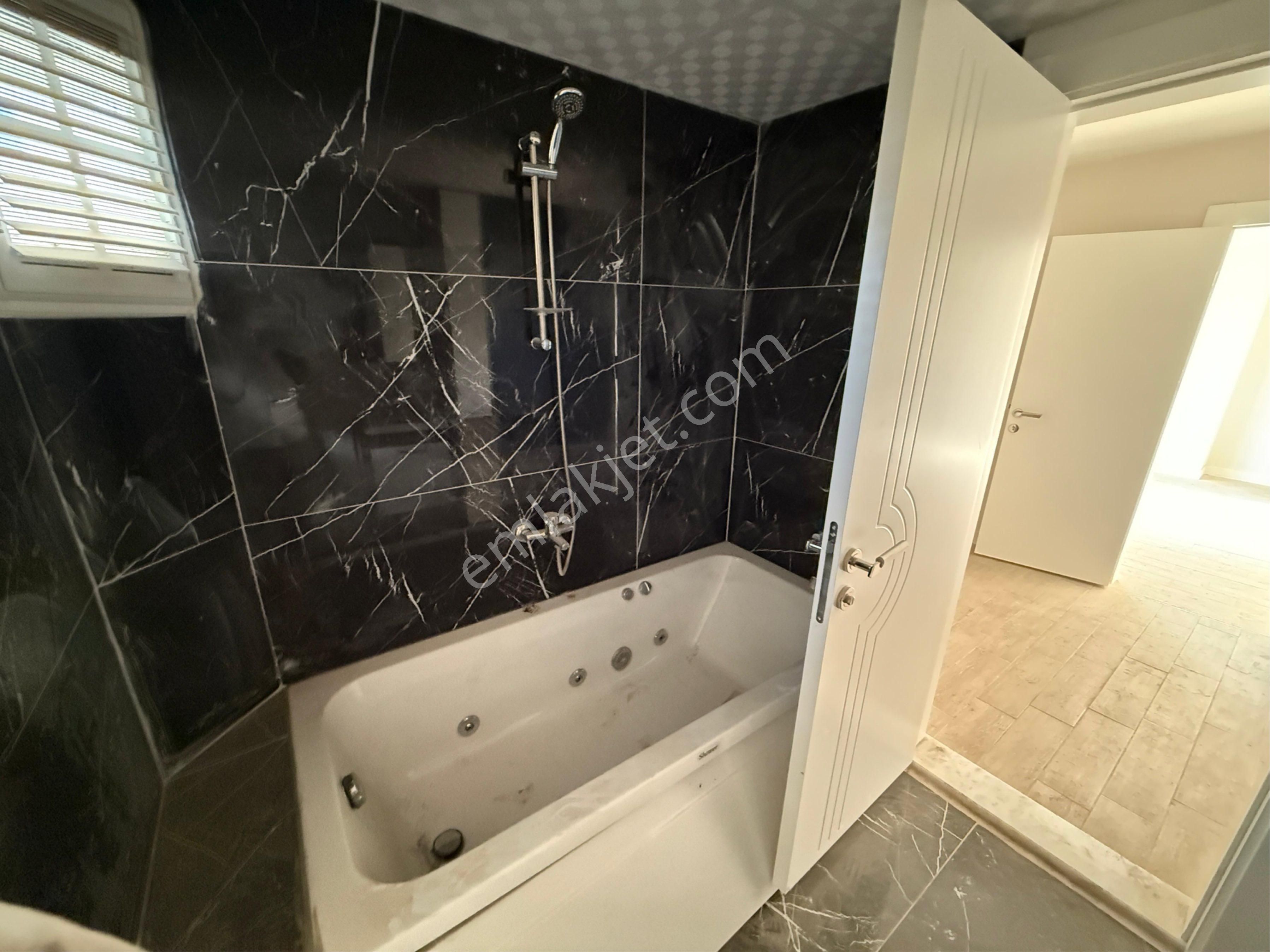 Yeşil Mahallede Ultra Lüks Dairemi Kiralıktır - Görsel 23