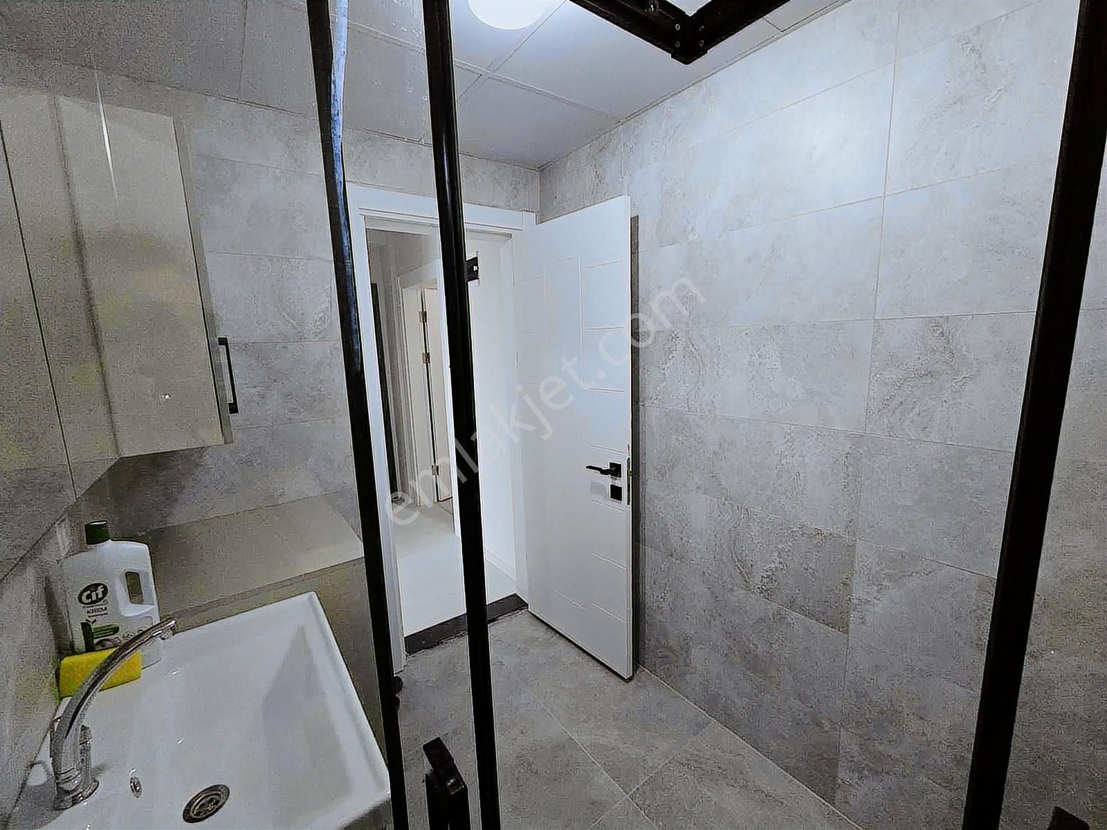 Cosmo'dan Paşaalanında 1+1 Kiralık Daire - Görsel 4