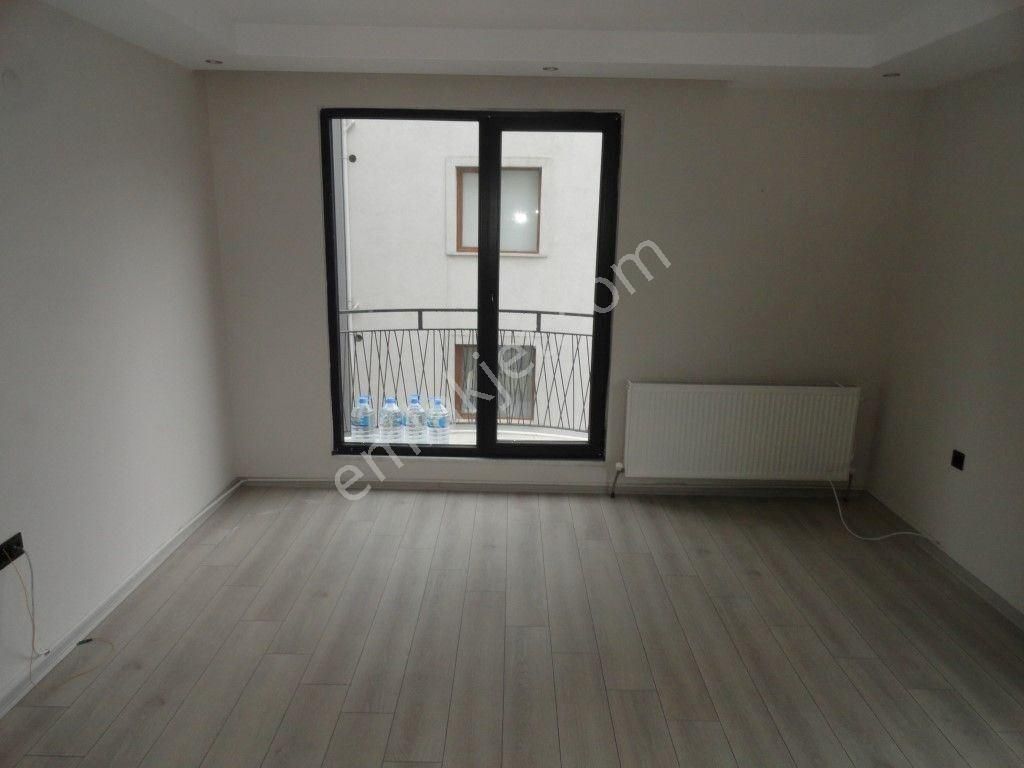 Beylikdüzü Kavaklıda 2+1 85 M2 Kiralık Daire İlçe Emniyete Yakın Müstakil Binada - Görsel 14