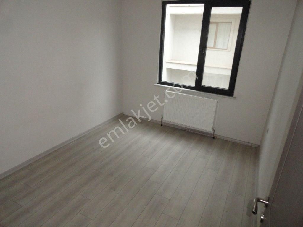 Beylikdüzü Kavaklıda 2+1 85 M2 Kiralık Daire İlçe Emniyete Yakın Müstakil Binada - Görsel 21