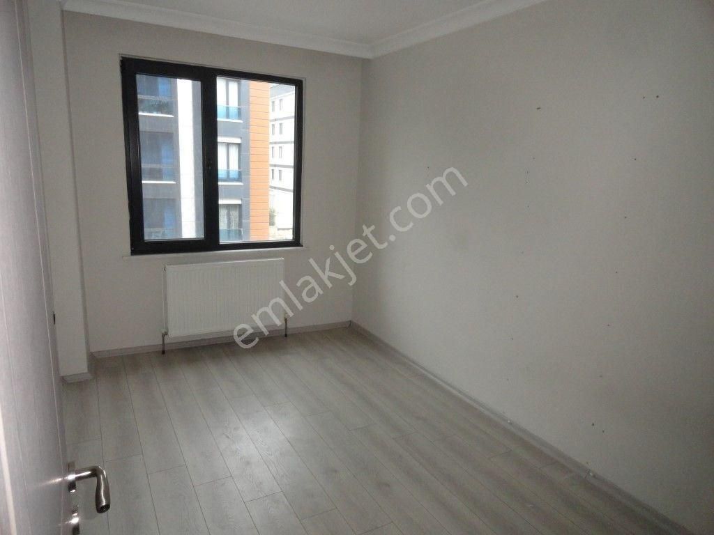 Beylikdüzü Kavaklıda 2+1 85 M2 Kiralık Daire İlçe Emniyete Yakın Müstakil Binada - Görsel 19