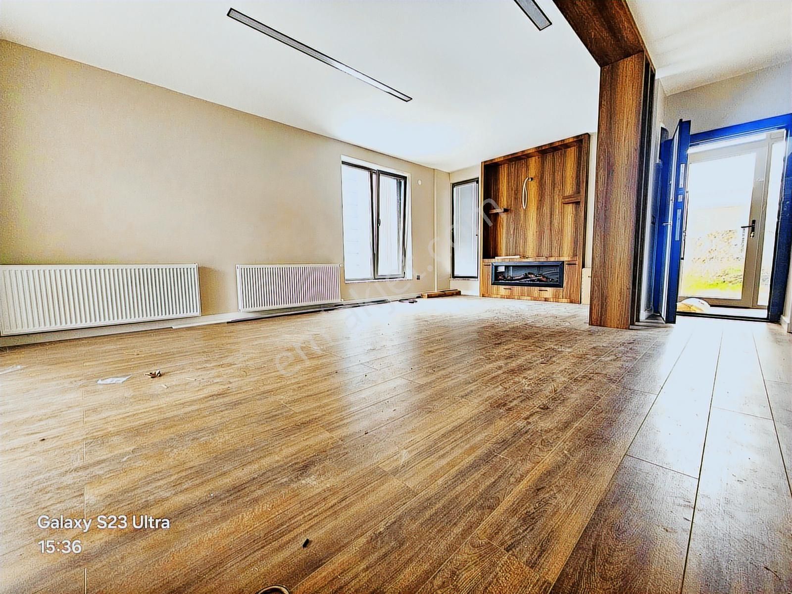 Eu Gayrimenkulden Yetkili Havuzlu Tek Müstakil 3+1 Villa - Görsel 29