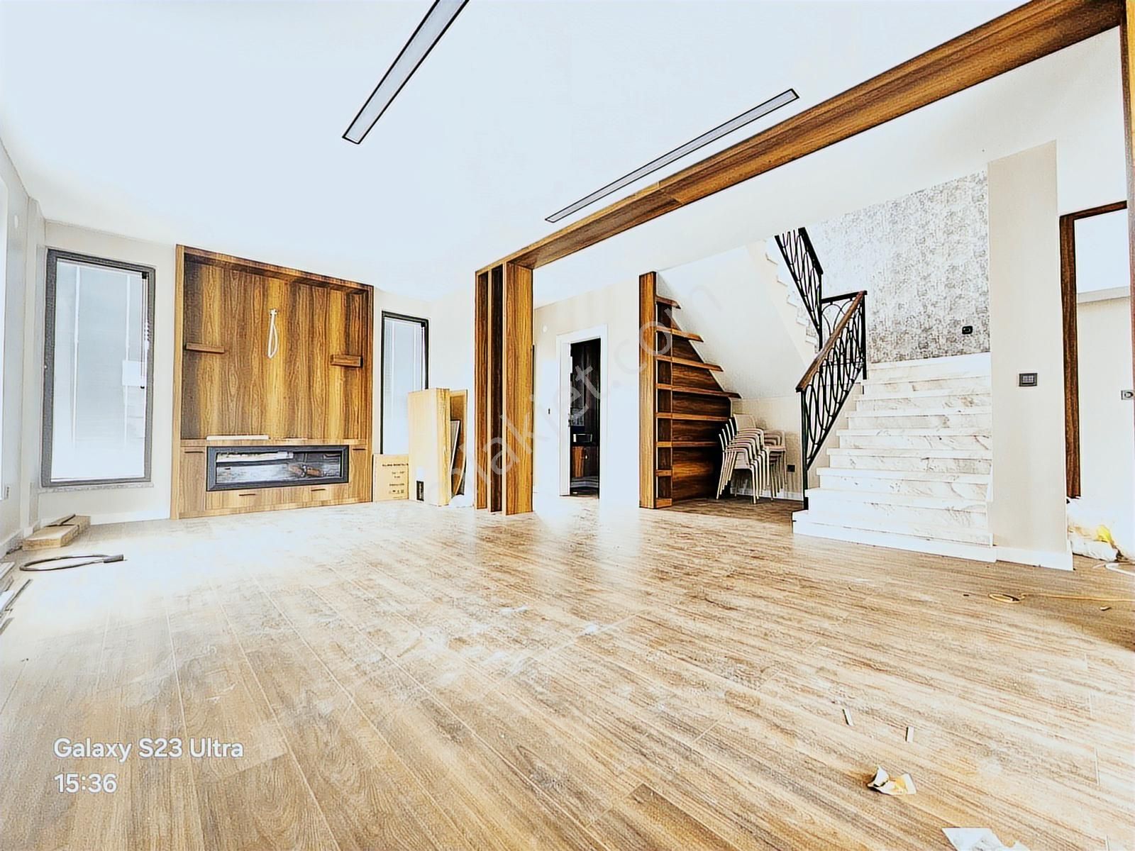 Eu Gayrimenkulden Yetkili Havuzlu Tek Müstakil 3+1 Villa - Görsel 6