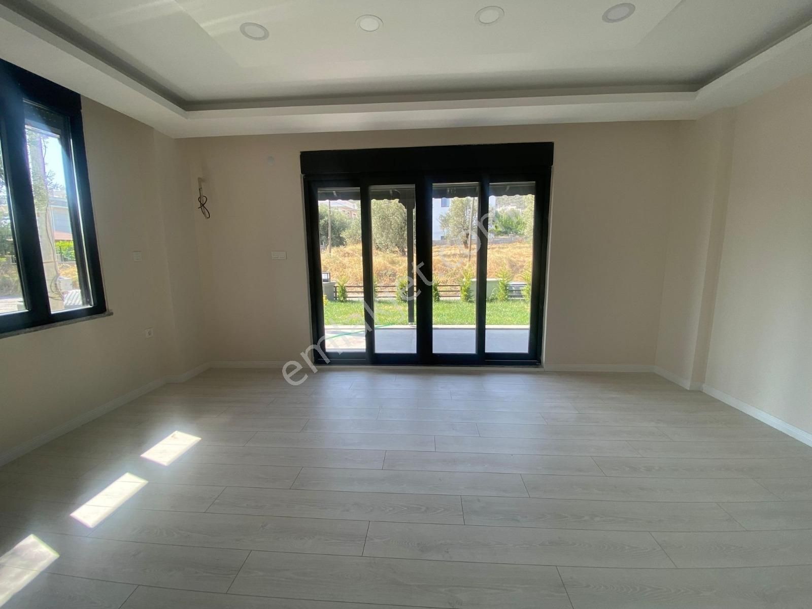 Eu Gayrimenkulden Denize Yakın 5+1 Villa - Görsel 25