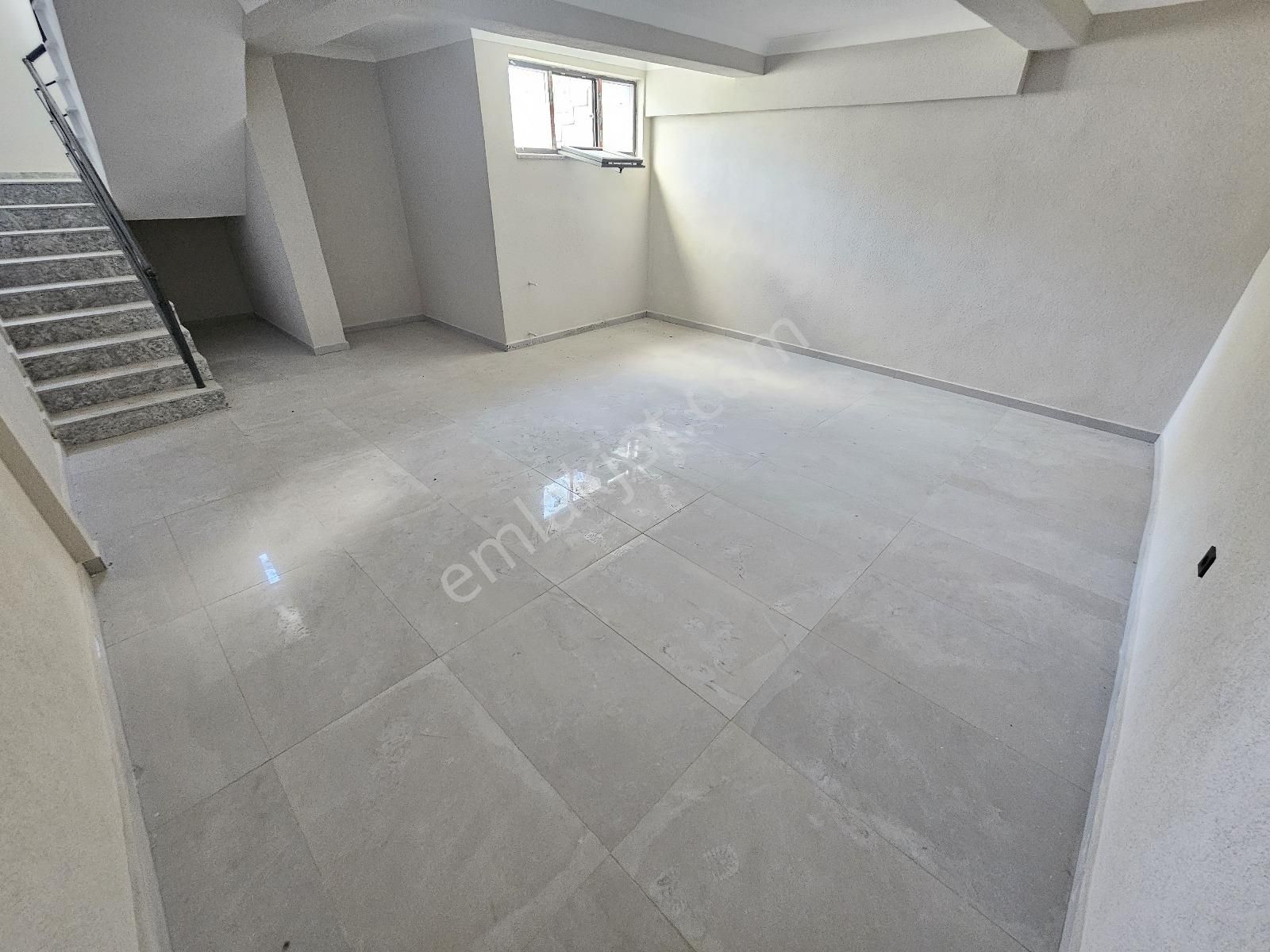 Eu Gayrimenkulden Geniş Bahçeli Deniz Manzaralı 3+2 Villa - Görsel 31