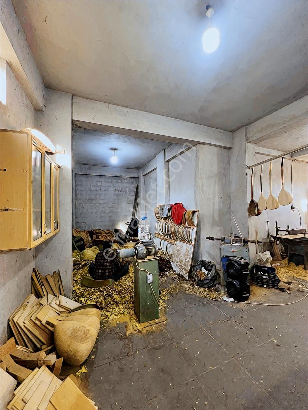 Salıpazarı Merkezde Satılık Dükkan - Görsel 8