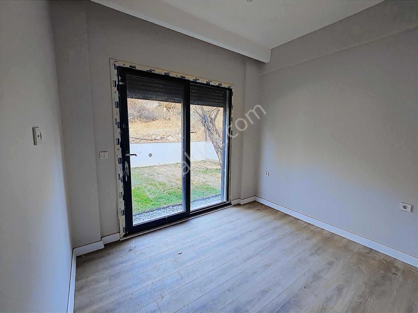 Rw Nefes'ten Denize 200 Metre Mesafede Geniş Bahçeli Villa - Görsel 16