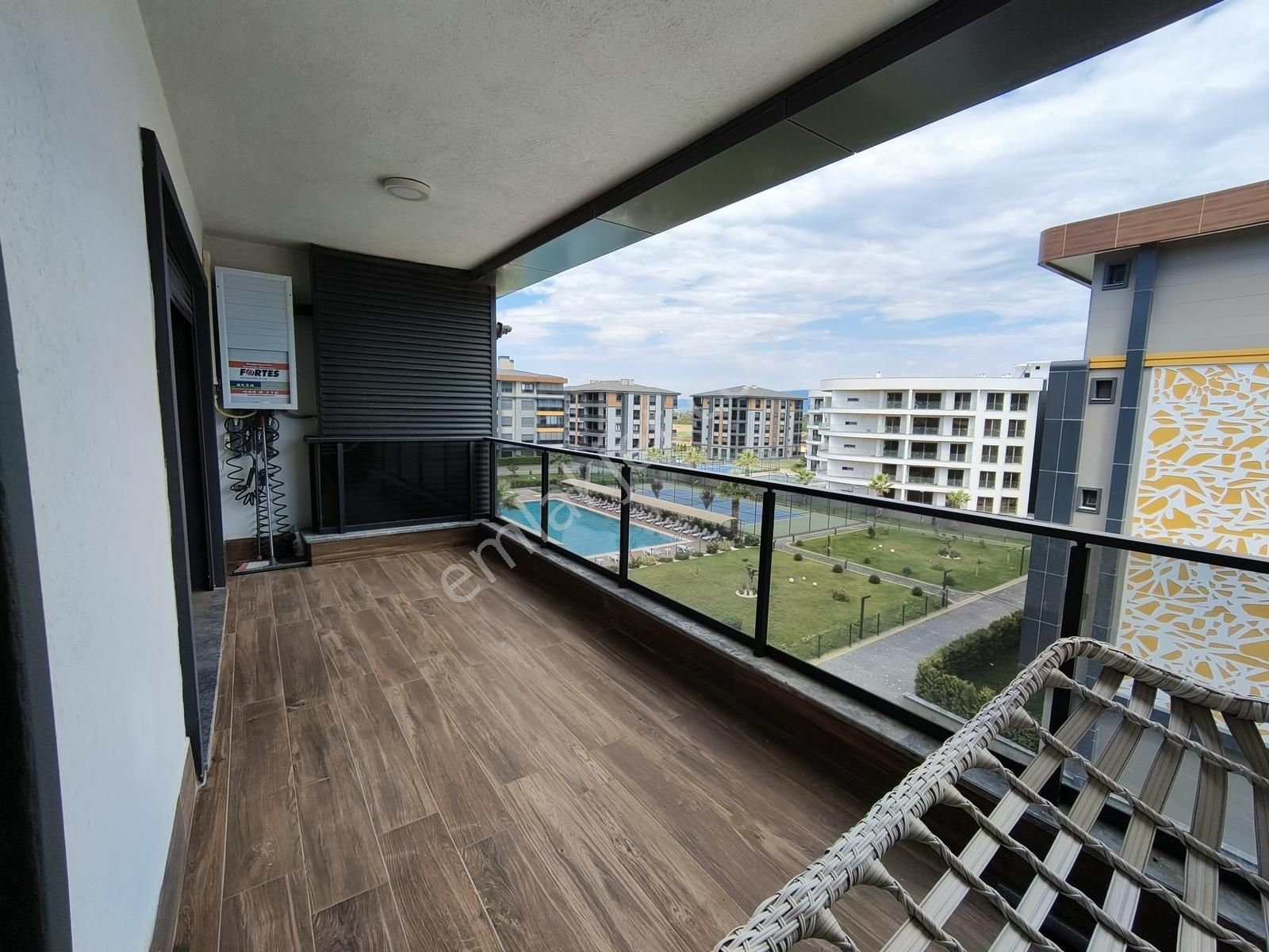 Rw Nefes'ten Burhaniye'nin En Prestijli Sitesinde Geniş 1+1 - Görsel 12