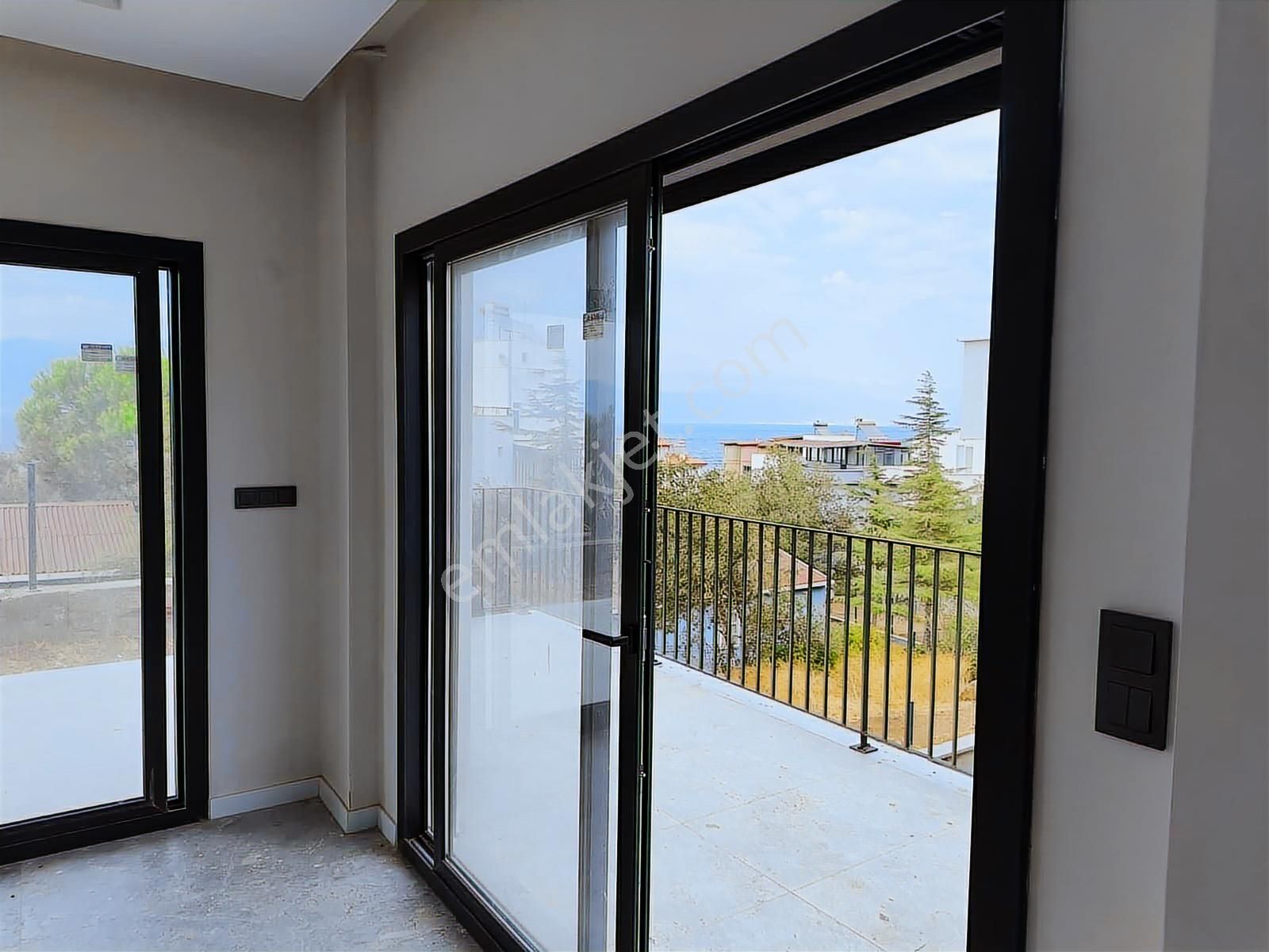 Rw Nefes'ten Burhaniye Pelitköy Sahilde 3+1 Villa - Görsel 26