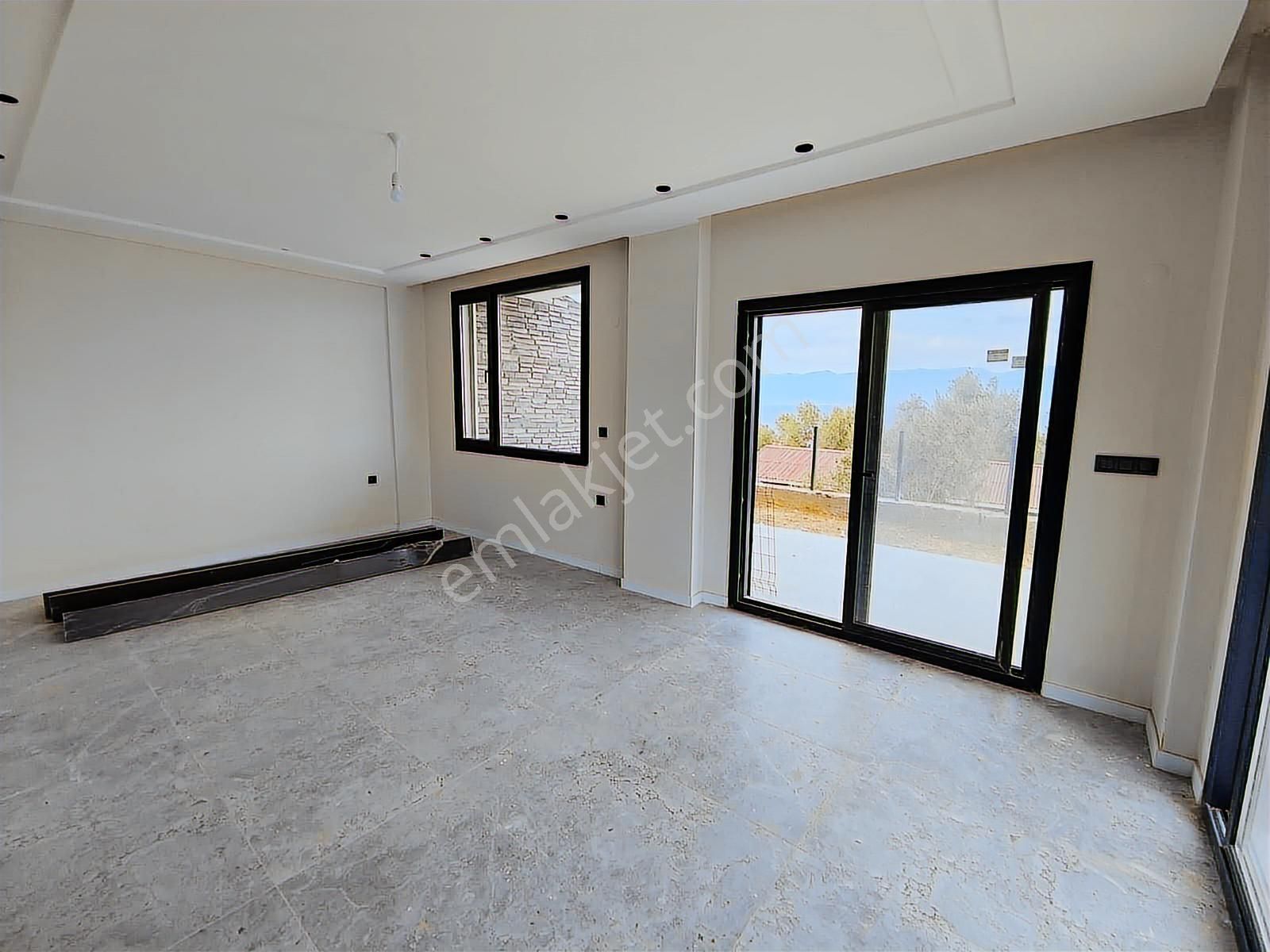 Rw Nefes'ten Burhaniye Pelitköy Sahilde 3+1 Villa - Görsel 9