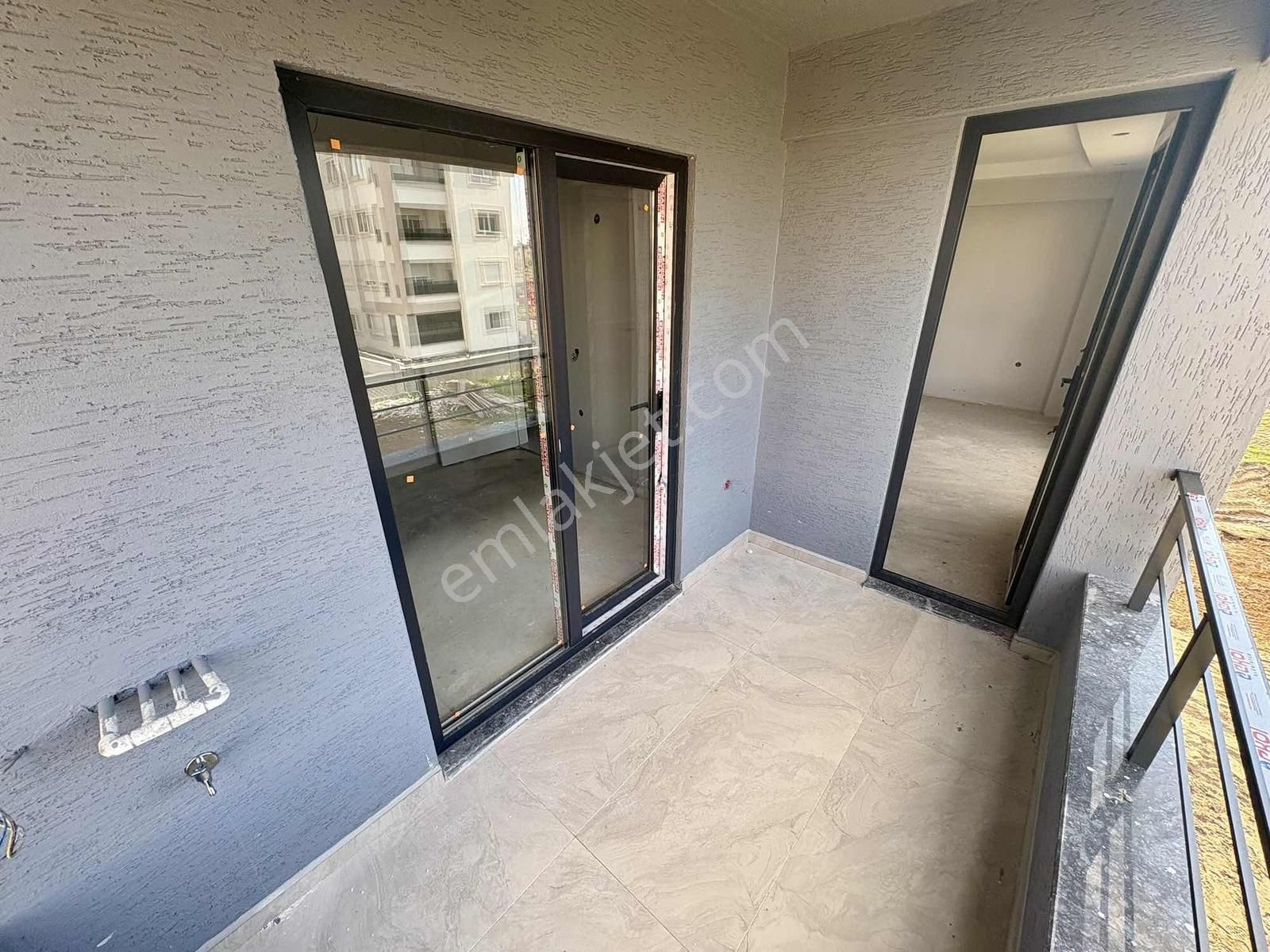 Rw Nefesten Cumhuriyet'te Ara Kat 1+1 Daire - Görsel 10