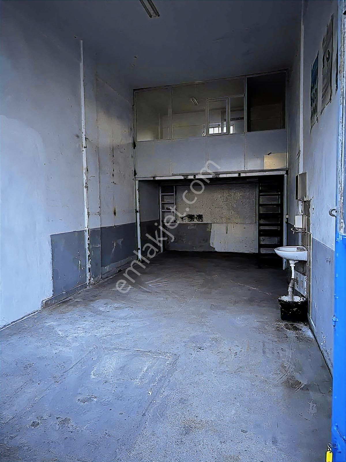 Mudanya Yeni 2. Sanayi Sitesinde Satılık Atölye